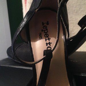 NEW Black Repetto Baya T-Strap Size 41
